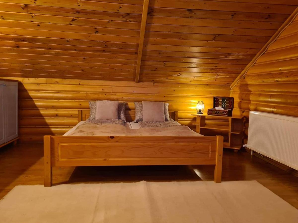 Lucky Roenk Vendeghaz Otel Vilcele  Dış mekan fotoğraf