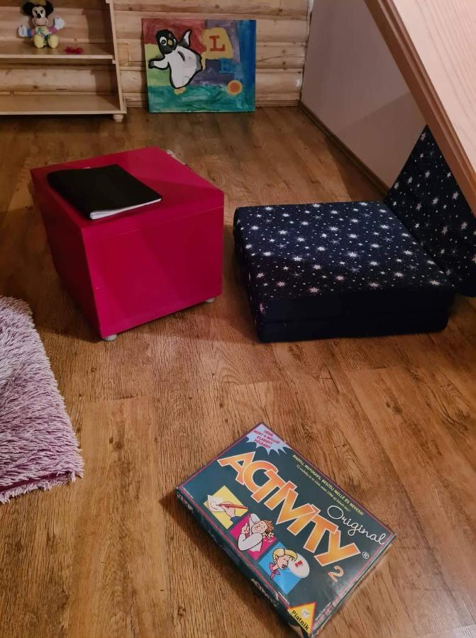 Lucky Roenk Vendeghaz Otel Vilcele  Dış mekan fotoğraf
