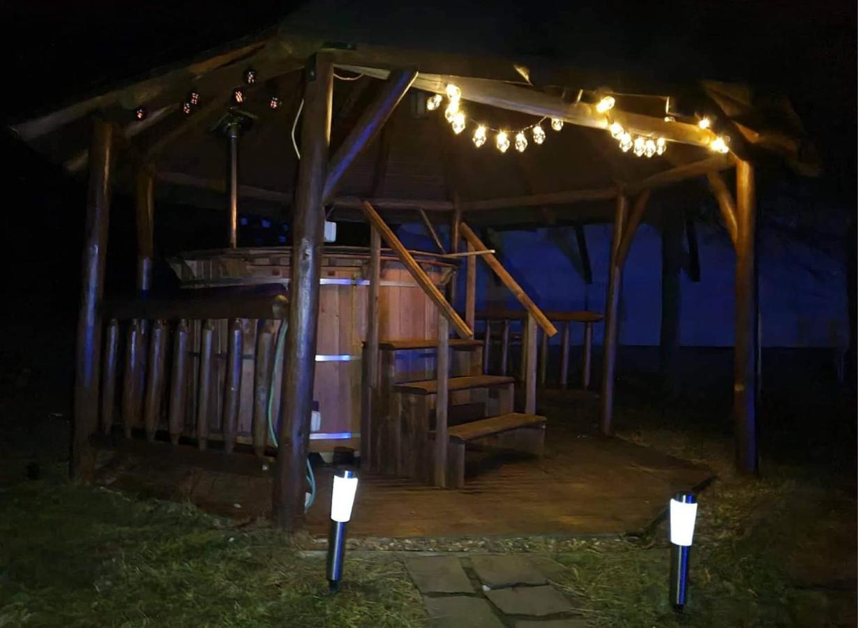 Lucky Roenk Vendeghaz Otel Vilcele  Dış mekan fotoğraf